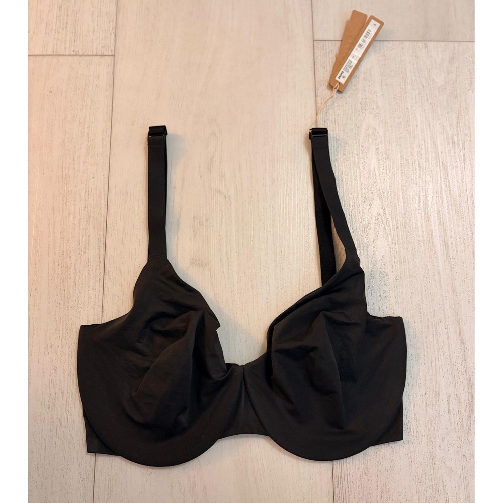 NWT SKIMS Smoothing Unlined Full Coverage Bra Sz 32DDDD Onyx Black‎